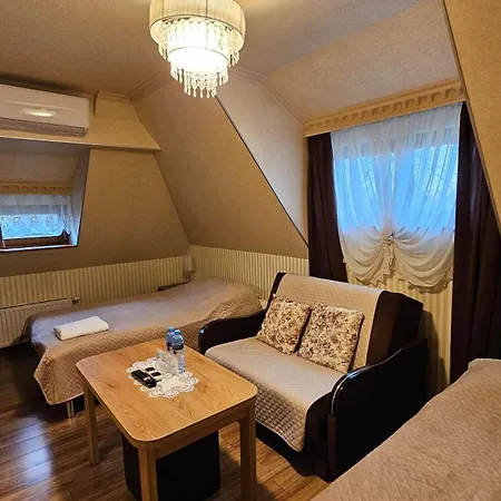 Pensionat Palacyk Chojnow