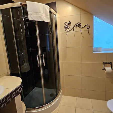 Pensionat Palacyk Chojnow