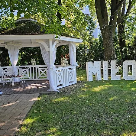 招待所 Palacyk Chojnow