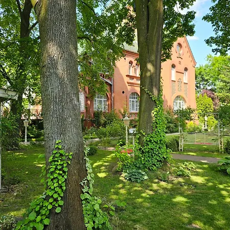 Palacyk Pensionat Chojnow