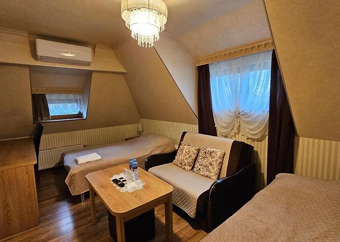 Guest house Palacyk Chojnow